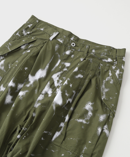 JOURNAL STANDARD（ジャーナルスタンダード）の「Gurank / グランク SMU camouflage cargo Pants（カーゴパンツ・メンズ・カーキ・MEDIUM/LARGE）」の4枚目の写真
