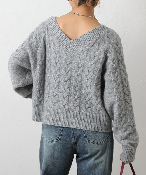 COLONY 2139（コロニートゥーワンスリーナイン）の「起毛ケーブルニットプルオーバー（ニット/セーター・レディース・グレー/チャコールグレー/ブラック/バーガンディー・FREE）」の20枚目の写真