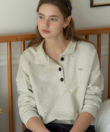 OURHOPE（アワーホープ）の「マーガレット刺繍ボタンダウンスウェットシャツ - オートミール（スウェット）」