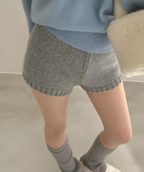 semplice(センプリチェ)の「ショートパンツ(その他パンツ・レディース・ブラック/グレー・F)」の3枚目の写真