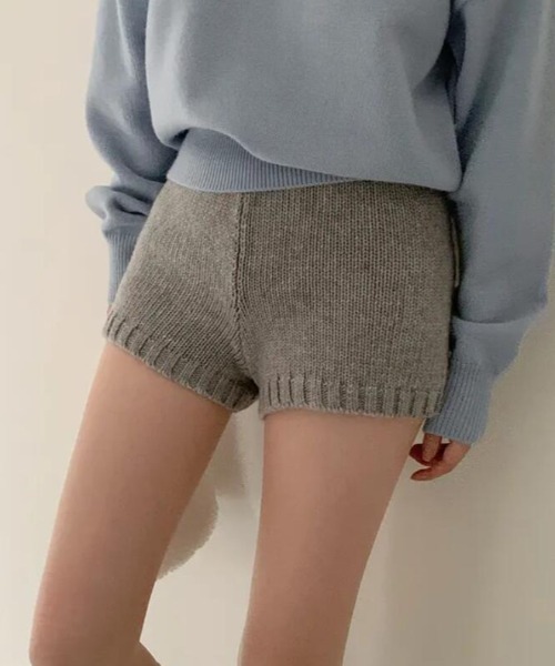 semplice(センプリチェ)の「ショートパンツ(その他パンツ・レディース・ブラック/グレー・F)」の4枚目の写真