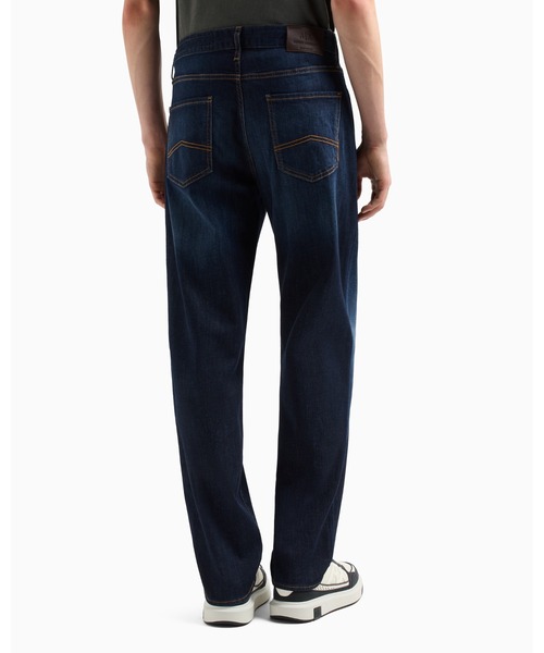 ARMANI EXCHANGE(アルマーニエクスチェンジ)の「【A|X アルマーニ エクスチェンジ】ダークブルーウォッシュ デニムパンツ_J13 SLIM(デニムパンツ・メンズ・ダークブルー・28inch/29inch/30inch/31inch/32inch/33inch/34inch)」の5枚目の写真