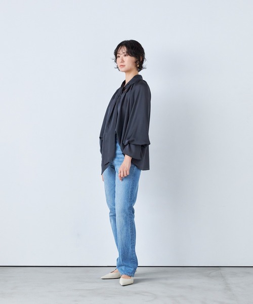 YANUK(ヤヌーク)の「スリムストレート"ANNETTE"(デニムパンツ・レディース・ブルー・21inch/22inch/23inch/24inch/25inch/27inch/26inch)」の10枚目の写真
