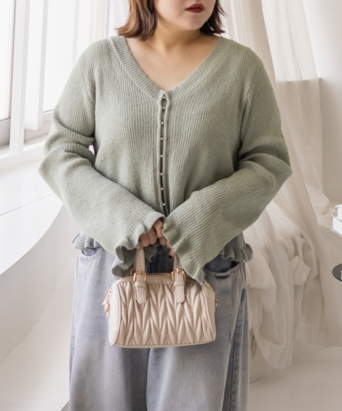 CLETTE（クレット）の「CLETTEオリジナルビジューボタンフリル使いニットカーディガン（カーディガン/ボレロ・レディース・グレー/ブラック/ミント/イエロー・4L/3L/LL）」の9枚目の写真