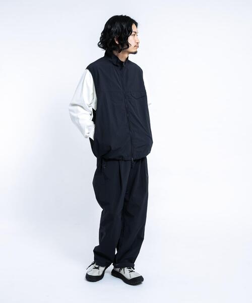EKAL(エカル)の「DRY OUT BALLOON FIT LONG-SLEEVE T-shirts(Tシャツ/カットソー・メンズ・ホワイト/ネイビー/チャコールグレー・LARGE/MEDIUM)」の10枚目の写真