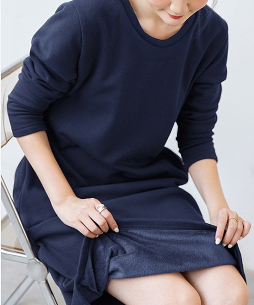 Dewlily(デューリリー)の「ゆるっと着るだけで季節の気分に馴染む ナチュラルフィット裏起毛ワンピース(ワンピース・レディース・カーキ/ブラック/ネイビー/ダークグレー/グレー・M/S)」の6枚目の写真