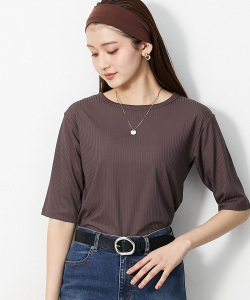 slattgir（スラットジール）の「高身長　細リブクルーネック5分袖カットソートップス（トールサイズ）（Tシャツ/カットソー・レディース・ブラック/オフホワイト/ライトグレー/ブラウン・TM/TL/TLL/T3L/T5L/T4L）」の4枚目の写真