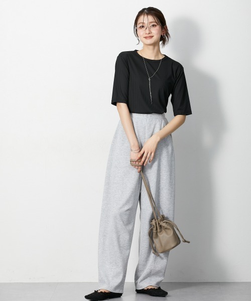 slattgir（スラットジール）の「高身長　細リブクルーネック5分袖カットソートップス（トールサイズ）（Tシャツ/カットソー・レディース・ブラック/オフホワイト/ライトグレー/ブラウン・TM/TL/TLL/T3L/T5L/T4L）」の16枚目の写真