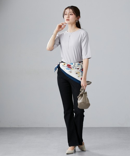 slattgir（スラットジール）の「高身長　細リブクルーネック5分袖カットソートップス（トールサイズ）（Tシャツ/カットソー・レディース・ブラック/オフホワイト/ライトグレー/ブラウン・TM/TL/TLL/T3L/T5L/T4L）」の18枚目の写真