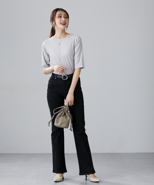 slattgir（スラットジール）の「高身長　細リブクルーネック5分袖カットソートップス（トールサイズ）（Tシャツ/カットソー・レディース・ブラック/オフホワイト/ライトグレー/ブラウン・TM/TL/TLL/T3L/T5L/T4L）」の10枚目の写真