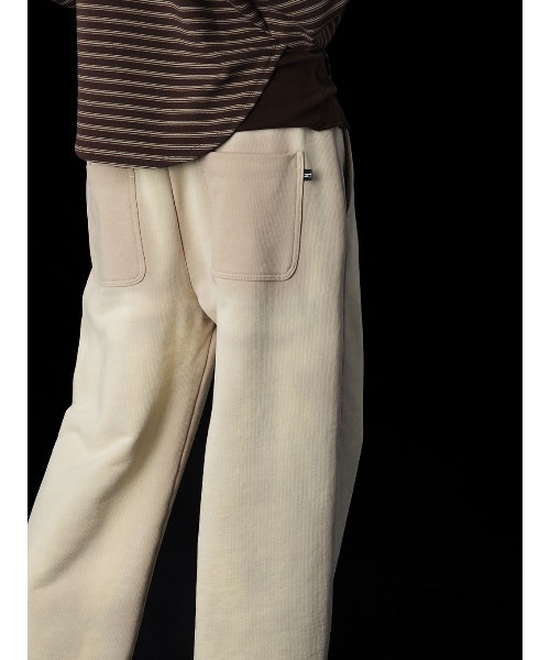 ELCHELE(エルチェレ)の「BLEACH DYE SWEAT PANTS(スウェットパンツ・レディース・グレー/ブラック/ベージュ・36/38)」の10枚目の写真