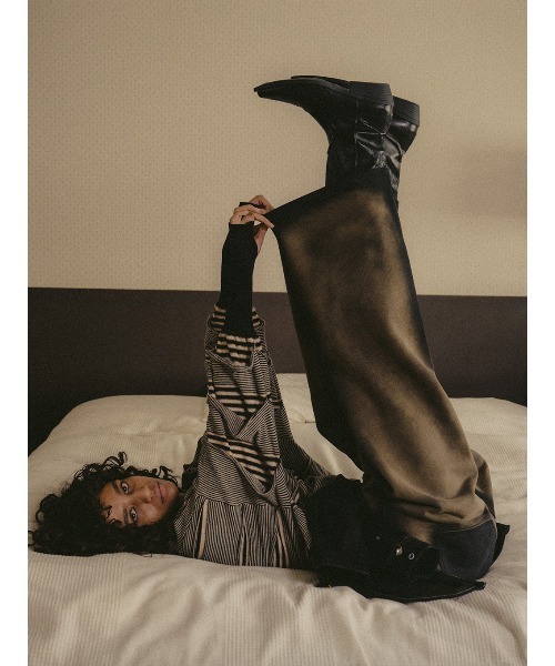 ELCHELE(エルチェレ)の「BLEACH DYE SWEAT PANTS(スウェットパンツ・レディース・グレー/ブラック/ベージュ・36/38)」の13枚目の写真