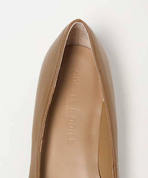 ODETTE E ODILE（オデットエオディール）の「レクタングルメタル フラット20↑（パンプス・レディース・オフホワイト/ブラック/モカ・22cm/22.5cm/23cm/23.5cm/24cm/24.5cm/25cm）」の15枚目の写真