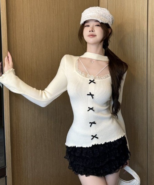 Sibra(シブラ)の「チョーカーネック レースデコルテ フロントリボントップス(Tシャツ/カットソー・レディース・ブラック/アイボリー/グレー/レッド・M)」の10枚目の写真
