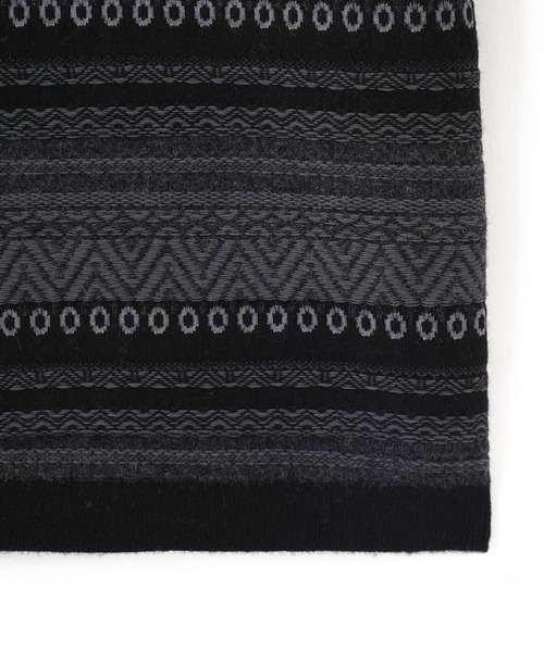 WHITE MOUNTAINEERING(ホワイトマウンテニアリング)の「WHITE MOUNTAINEERING STRIPE JACQUARD PULLOVER WM2473603(ニット/セーター・メンズ・ブラック・M)」の5枚目の写真