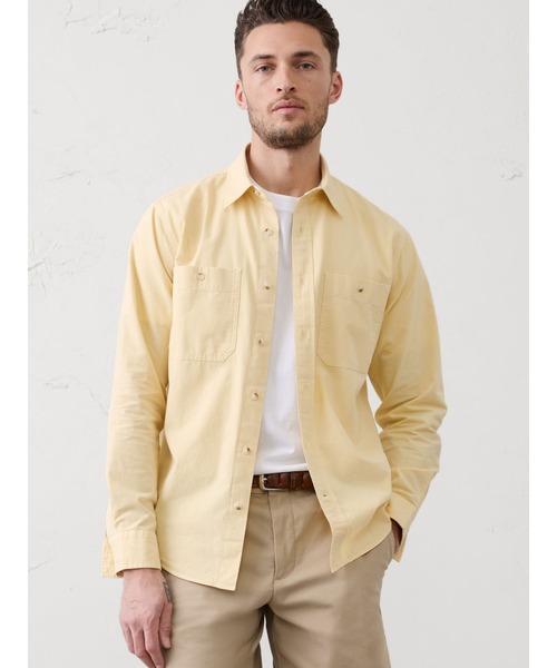BANANA REPUBLIC FACTORY STORE(バナナリパブリック ファクトリーストア)の「BANANA REPUBLIC FACTORY STORE スタンダードフィット ヴィンテージ デニムシャツ(シャツ/ブラウス・メンズ・インディゴブルー/イエロー・M/L/S/XL)」の2枚目の写真