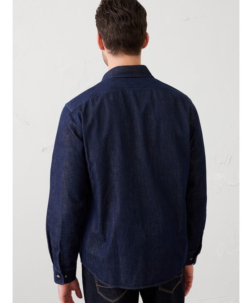 BANANA REPUBLIC FACTORY STORE(バナナリパブリック ファクトリーストア)の「BANANA REPUBLIC FACTORY STORE スタンダードフィット ヴィンテージ デニムシャツ(シャツ/ブラウス・メンズ・インディゴブルー/イエロー・M/L/S/XL)」の4枚目の写真