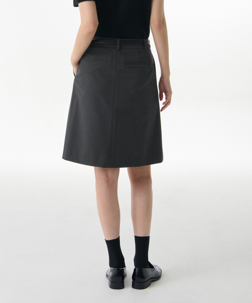 MUSINSA STANDARD WOMAN（ムシンサスタンダードウーマン）の「ウィメンズパネルスリットニーレングススカート[グレー]（スカート・レディース・その他・LARGE/MEDIUM/SMALL/X-SMALL）」の10枚目の写真