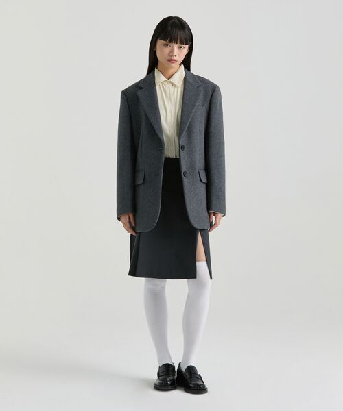 MUSINSA STANDARD WOMAN（ムシンサスタンダードウーマン）の「ウィメンズパネルスリットニーレングススカート[グレー]（スカート・レディース・その他・LARGE/MEDIUM/SMALL/X-SMALL）」の5枚目の写真