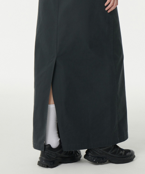 MUSINSA STANDARD WOMAN（ムシンサスタンダードウーマン）の「ウィメンズ CP マキシスカート [ダークグレー]（スカート・レディース・その他・LARGE/MEDIUM/SMALL/X-SMALL/X-LARGE）」の4枚目の写真