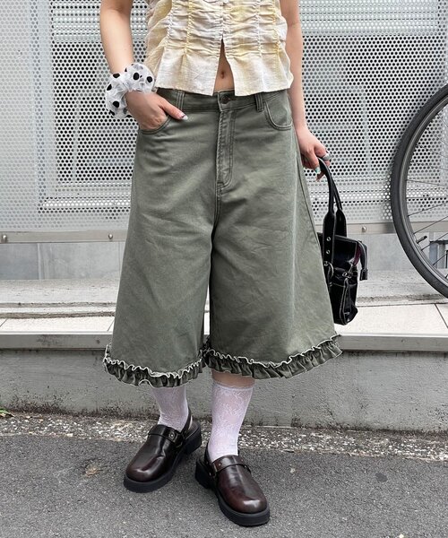 【新品タグ付き】 CIAOPANIC 裾フリルデニムハーフパンツ 無地／花柄】裾フリルデニムハーフパンツ（デニムパンツ）｜CIAOPANIC