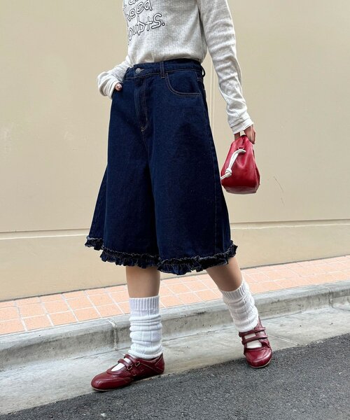 CIAOPANIC(チャオパニック)の「【無地/花柄】裾フリルデニムハーフパンツ(デニムパンツ・レディース・インディゴブルー/ブルー/サックスブルー・ONE SIZE)」の14枚目の写真