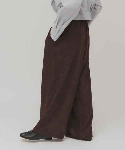 KBF（ケイビーエフ）の「ピーチスキンWIDEパンツ（その他パンツ・レディース・ボルドー/ネイビー/アイボリー・ONE）」の15枚目の写真