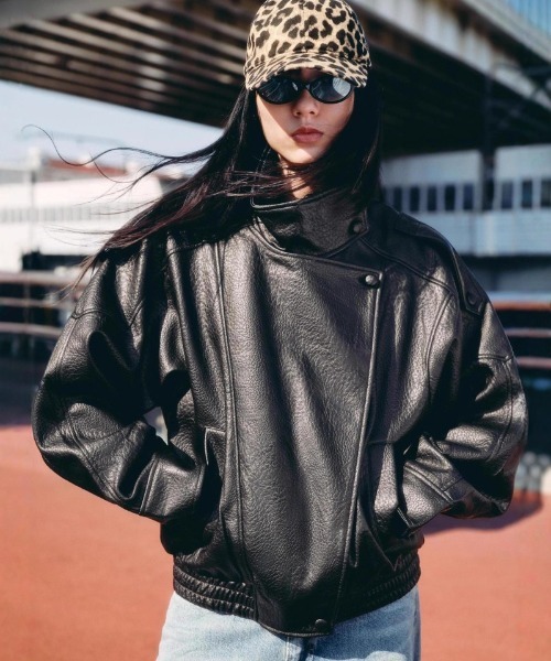 Ritzy(リッツィー)の「オーバーサイズライダースジャケット(ピーコート・レディース・ブラック・M)」の10枚目の写真