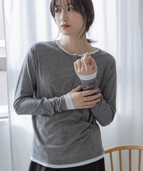slattgir(スラットジール)の「高身長 配色ヘンリーネックプルオーバー(トールサイズ)Essenave(Tシャツ/カットソー・レディース・グレー/チャコールグレー・TM/TL/TLL/T3L)」の2枚目の写真