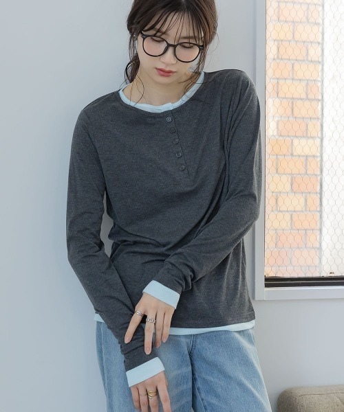 slattgir(スラットジール)の「高身長 配色ヘンリーネックプルオーバー(トールサイズ)Essenave(Tシャツ/カットソー・レディース・グレー/チャコールグレー・TM/TL/TLL/T3L)」の7枚目の写真