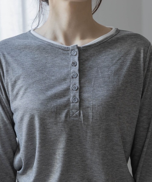slattgir(スラットジール)の「高身長 配色ヘンリーネックプルオーバー(トールサイズ)Essenave(Tシャツ/カットソー・レディース・グレー/チャコールグレー・TM/TL/TLL/T3L)」の18枚目の写真