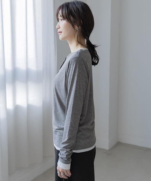 slattgir(スラットジール)の「高身長 配色ヘンリーネックプルオーバー(トールサイズ)Essenave(Tシャツ/カットソー・レディース・グレー/チャコールグレー・TM/TL/TLL/T3L)」の10枚目の写真