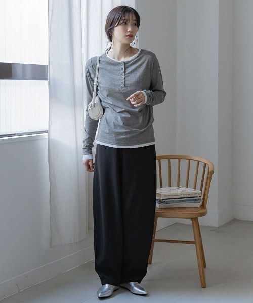 slattgir(スラットジール)の「高身長 配色ヘンリーネックプルオーバー(トールサイズ)Essenave(Tシャツ/カットソー・レディース・グレー/チャコールグレー・TM/TL/TLL/T3L)」の13枚目の写真