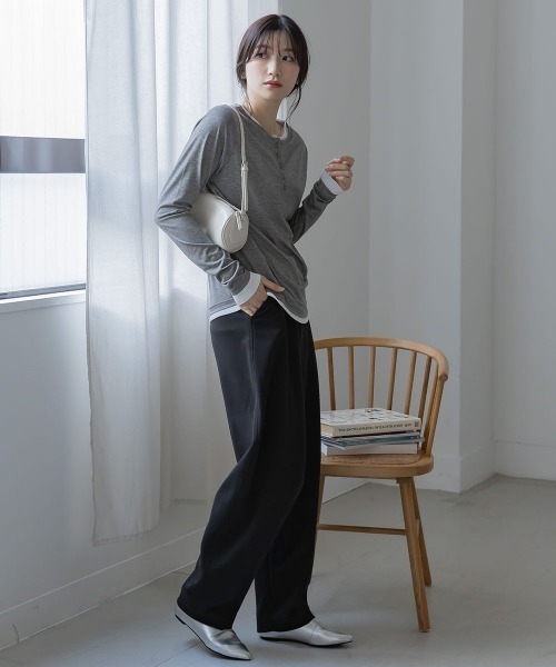 slattgir(スラットジール)の「高身長 配色ヘンリーネックプルオーバー(トールサイズ)Essenave(Tシャツ/カットソー・レディース・グレー/チャコールグレー・TM/TL/TLL/T3L)」の14枚目の写真