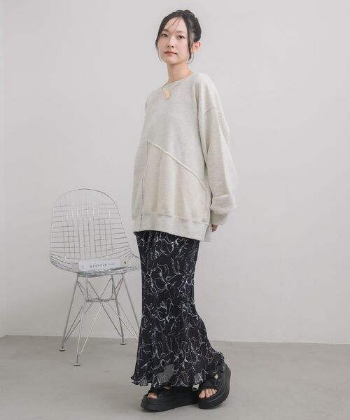 RETRO GIRL（レトロガール）の「切替BIGトレーナー（スウェット・レディース・ホワイト系その他/チャコールグレー/オレンジ・FREE）」の7枚目の写真