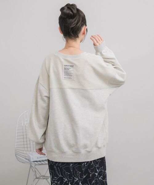 RETRO GIRL（レトロガール）の「切替BIGトレーナー（スウェット・レディース・ホワイト系その他/チャコールグレー/オレンジ・FREE）」の10枚目の写真