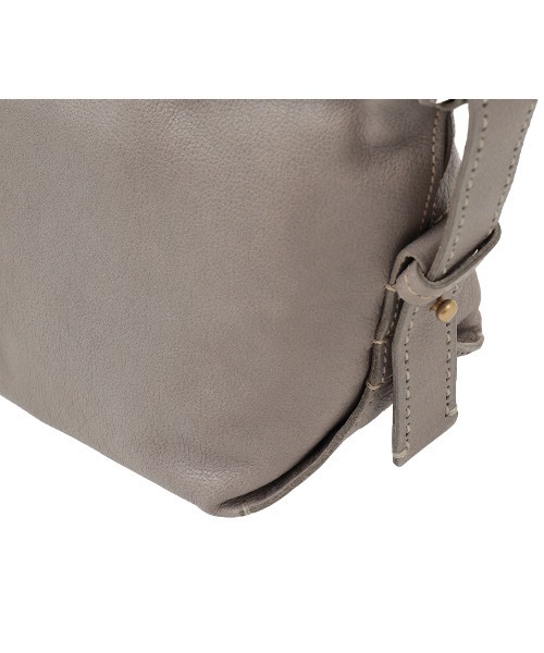 genten（ゲンテン）の「ヴィンテージバッファロー小（ショルダーバッグ・レディース・ブラウン/グレー・FREE）」の11枚目の写真