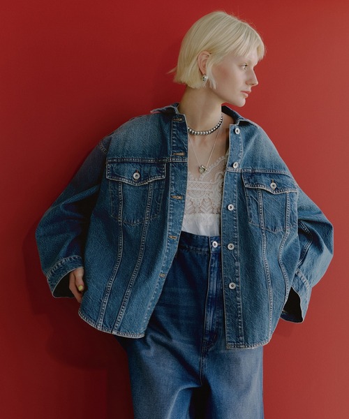 ADAM ET ROPE'(アダムエロペ)の「【サステナブル】シャツライクGジャン(デニムジャケット・レディース・ブルー系その他4/サックスブルー・36/38)」の2枚目の写真