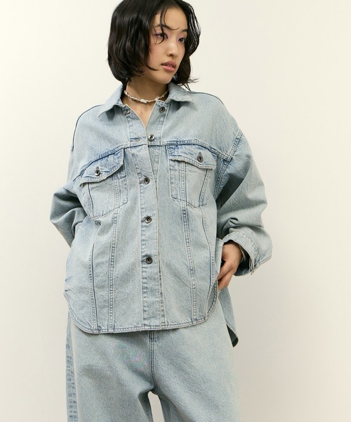 ADAM ET ROPE'(アダムエロペ)の「【サステナブル】シャツライクGジャン(デニムジャケット・レディース・ブルー系その他4/サックスブルー・36/38)」の10枚目の写真