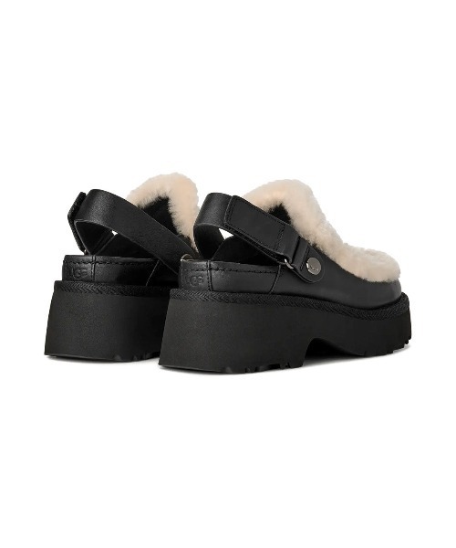 UGG(アグ)の「UGG【アグ】- レザー サンダル ウィメンズ 【W ESMEE LEATHERCLOG 1171507-BLK】(サンダル・レディース・ブラック・24.0cm/23.0cm/25.0cm)」の3枚目の写真