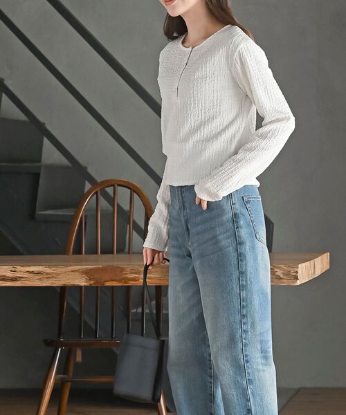 rps（アールピーエス）の「ヘンリーネックアソートカットソー（Tシャツ/カットソー・レディース・ホワイト系その他2/オフホワイト/ホワイト系その他3/ブラック・フリー）」の13枚目の写真