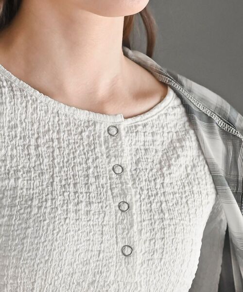 rps（アールピーエス）の「ヘンリーネックアソートカットソー（Tシャツ/カットソー・レディース・ホワイト系その他2/オフホワイト/ホワイト系その他3/ブラック・フリー）」の19枚目の写真