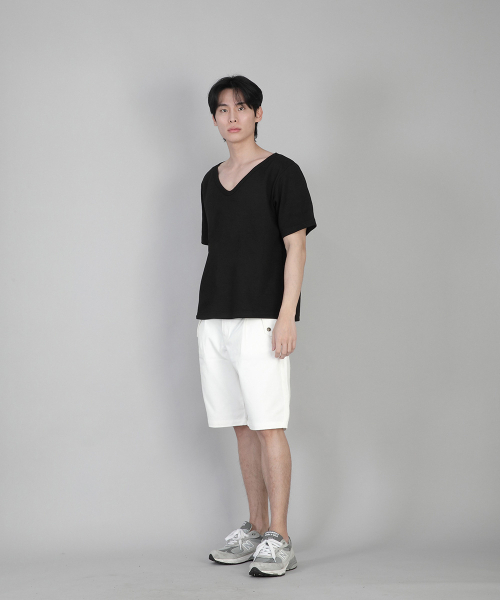 SAINTCREW(セントクルー)の「無地BIG Vネック半袖TシャツBIGV-883ブラック(Tシャツ/カットソー・メンズ・その他・LARGE/MEDIUM/SMALL/X-LARGE/XXX-LARGE/XX-LARGE/XXXX-LARGE)」の8枚目の写真