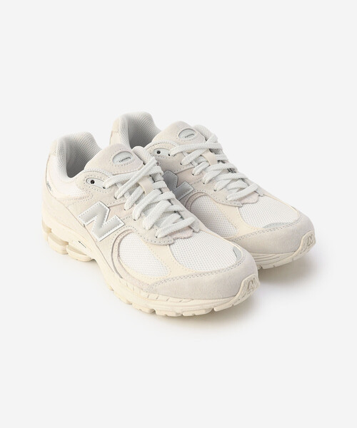 NEW BALANCE(ニューバランス)の「New Balance | U2002 WOMEN(スニーカー・レディース・ホワイト・24.5/24/23.5/23)」の1枚目の写真