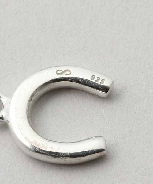 Sympathy of Soul（シンパシーオブソウル）の「Sympathy of Soul/シンパシーオブソウル DROP HORSESHOE NECKLACE（ネックレス・レディース・シルバー・FREE）」の4枚目の写真