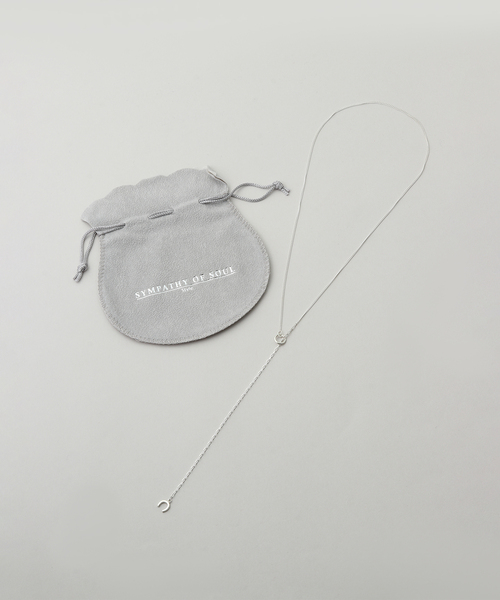 Sympathy of Soul(シンパシーオブソウル)の「Sympathy of Soul/シンパシーオブソウル DROP HORSESHOE NECKLACE(ネックレス・レディース・シルバー・FREE)」の8枚目の写真