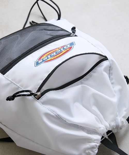 Dickies(ディッキーズ)の「【Dickies】DK ICON LOGO KNAPSACK(バックパック/リュック・メンズ・ブルー/ホワイト/チャコールグレー/レッド/ブラック・FREE)」の13枚目の写真