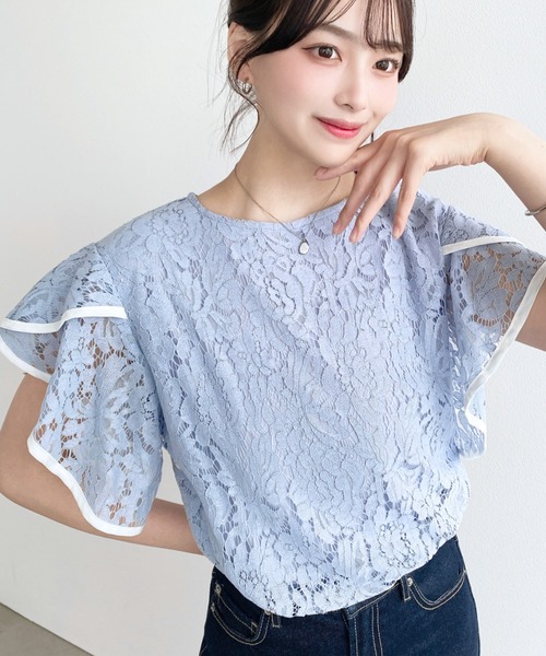 moment+(モーメントプラス)の「コード刺繍レース配色フリルトップス(シャツ/ブラウス・レディース・オフホワイト/サックスブルー/ブラック・M)」の3枚目の写真