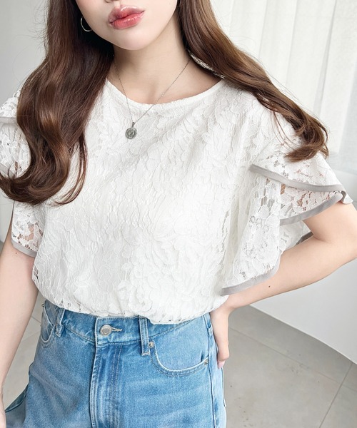 moment+(モーメントプラス)の「コード刺繍レース配色フリルトップス(シャツ/ブラウス・レディース・オフホワイト/サックスブルー/ブラック・M)」の7枚目の写真