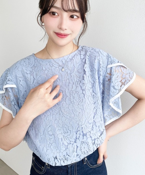 moment+(モーメントプラス)の「コード刺繍レース配色フリルトップス(シャツ/ブラウス・レディース・オフホワイト/サックスブルー/ブラック・M)」の21枚目の写真